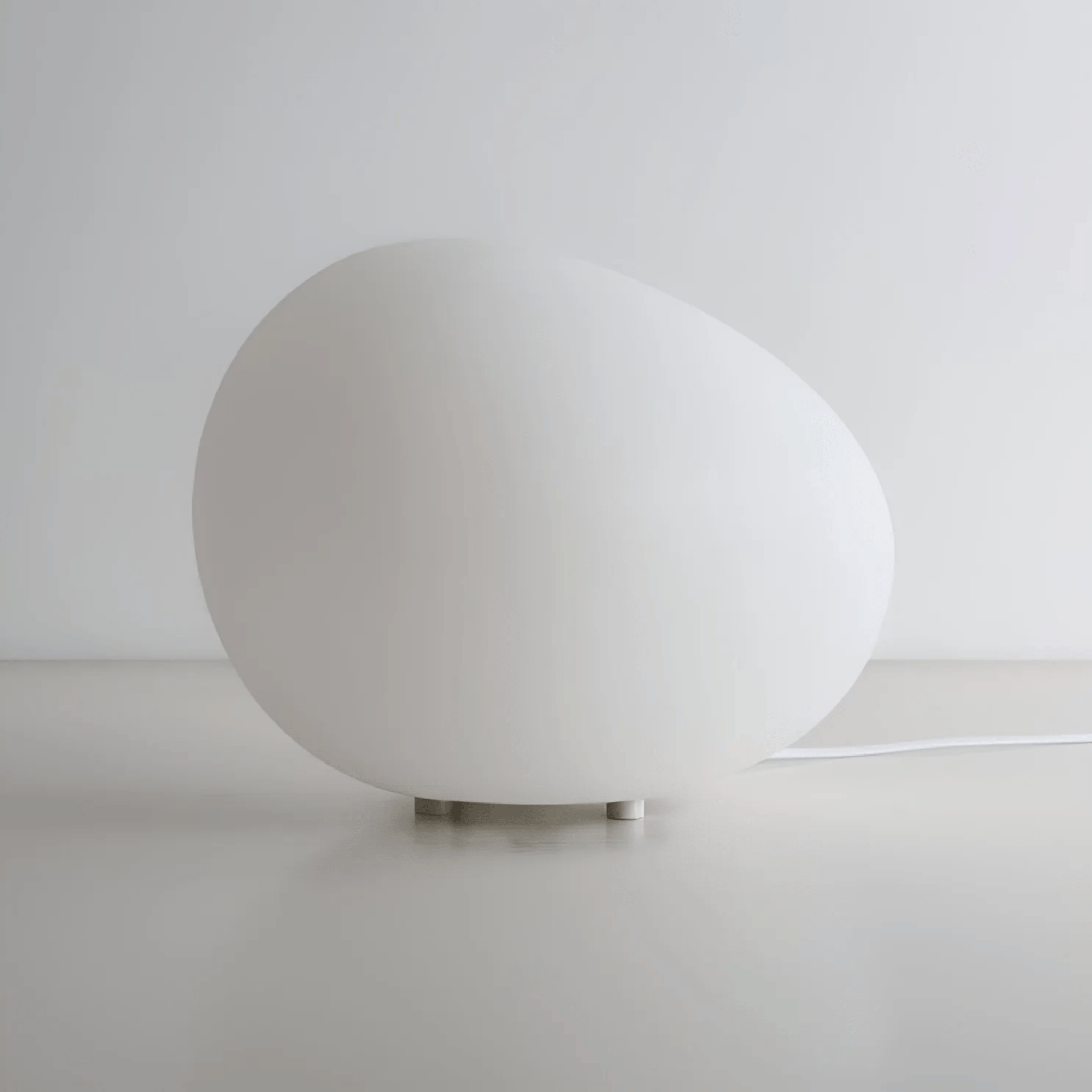 Stilla Pebble LED Night Light – Warm Ambient Glow, Table Lamps, Mygna Organic Bedroom Lamp