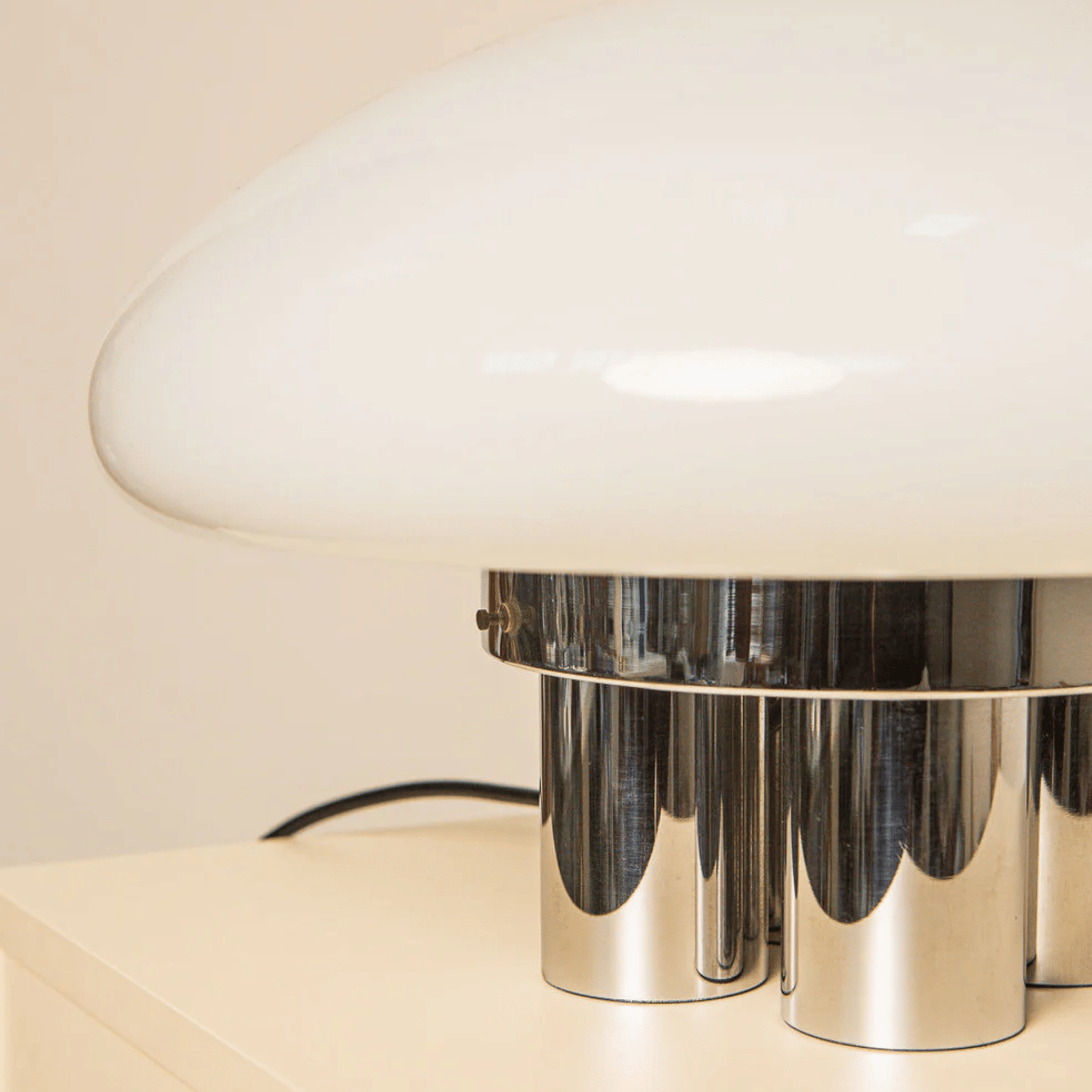 Valbo Bauhaus Table Lamp Retro Milk White LED Light, Lamps