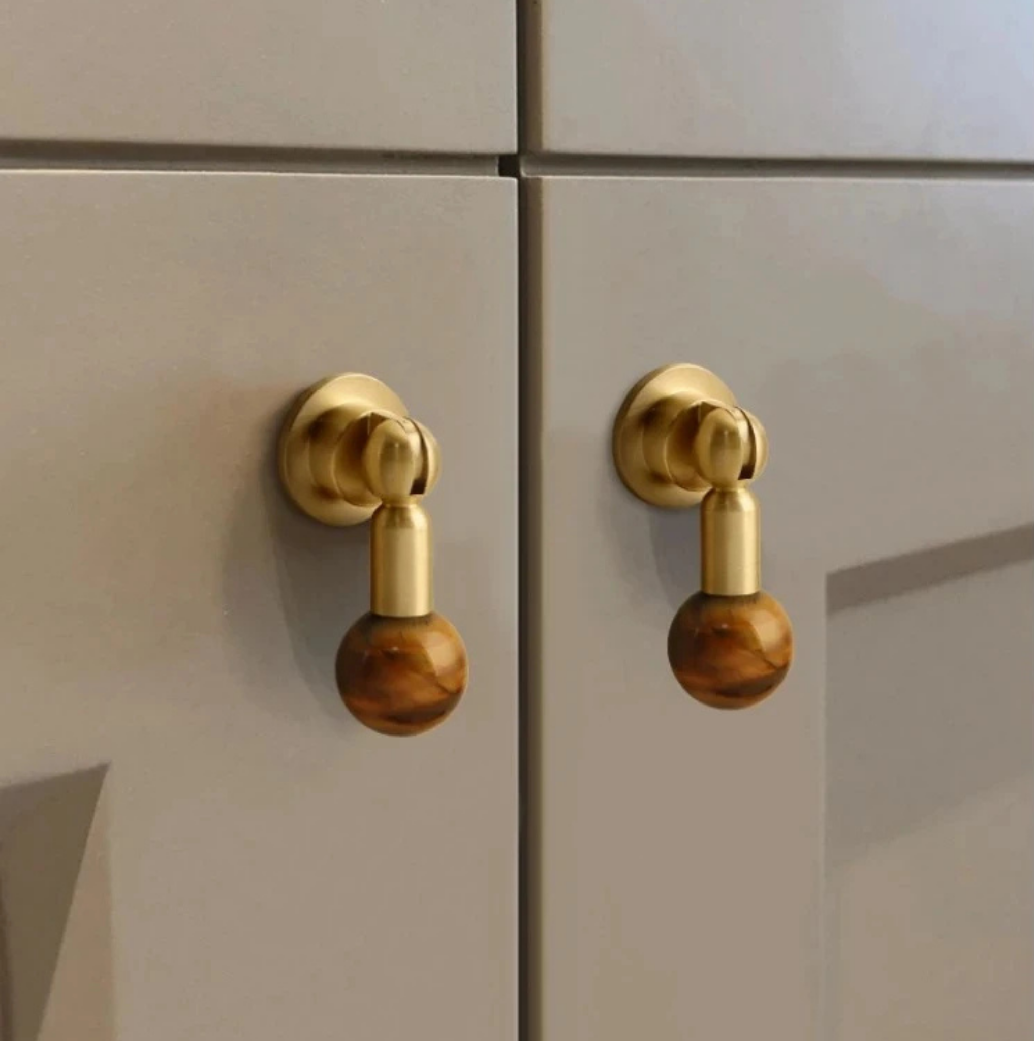 Crystal Cabinet Knob in Brass Decorative Hardware, Knobs & Handles, Glinta Decor
