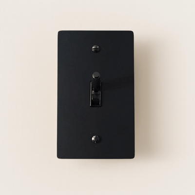 Translation missing: nl.Premium Matte Black Brass Toggle Switch by Skonne, 1TOGGLE, Single-Pole Switches, Svarta Solid